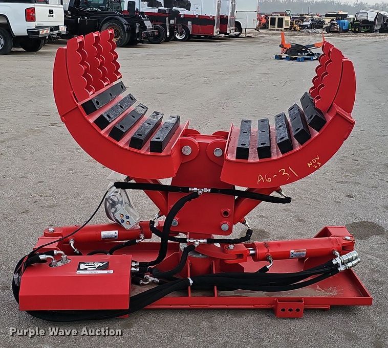 image for item IO9797 Handy Attachments  skid steer pole clamp