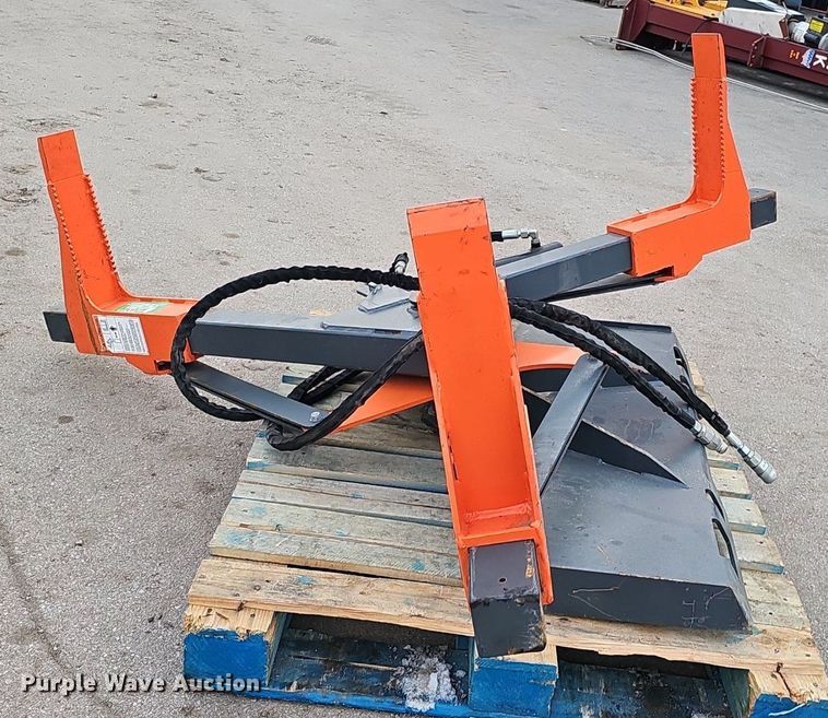 image for item IO9798 2023 Raytree RMTG70  tire grabber