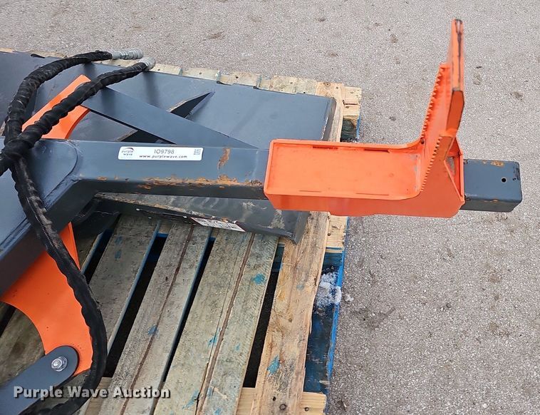 image for item IO9798 2023 Raytree RMTG70  tire grabber