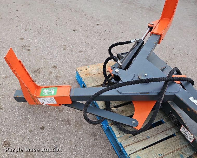 image for item IO9798 2023 Raytree RMTG70  tire grabber