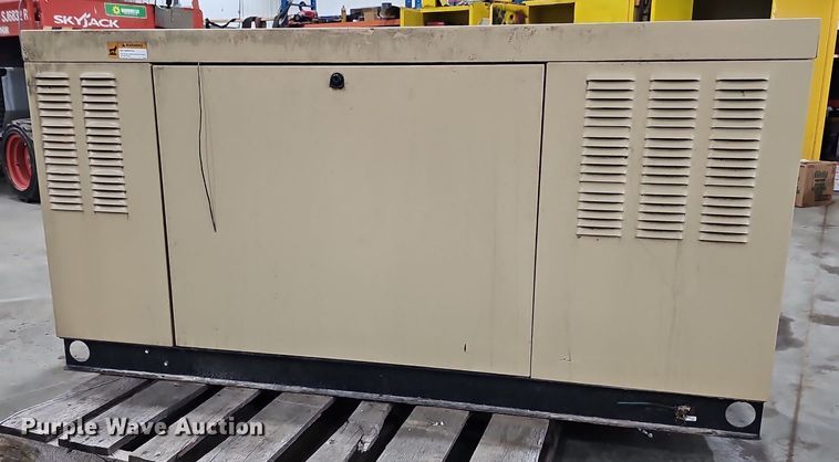 image for item IO9803 2006 Generac 0052100  generator