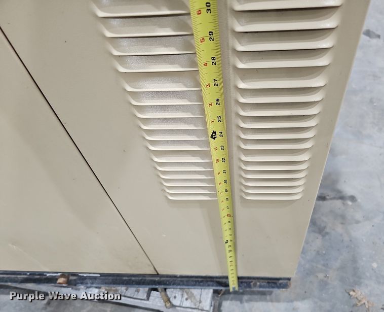 image for item IO9803 2006 Generac 0052100  generator