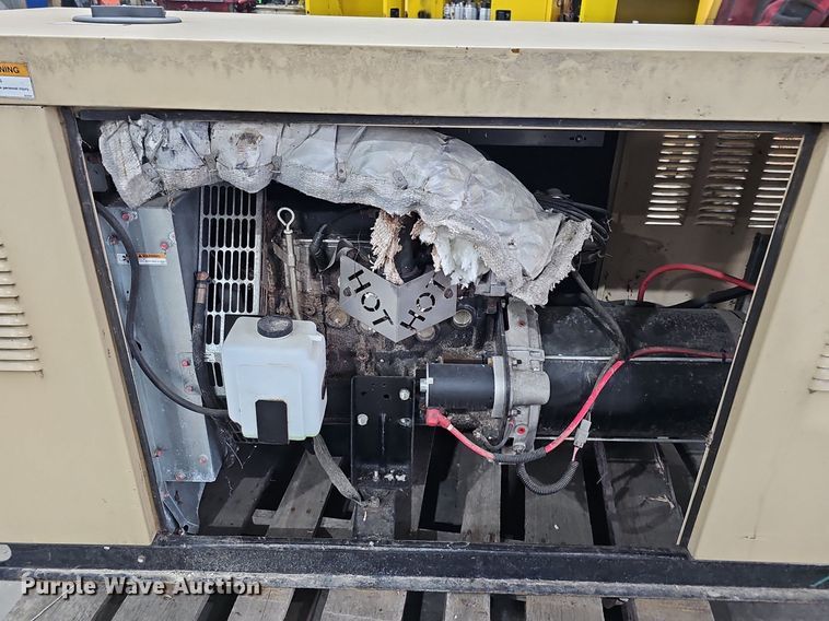 image for item IO9803 2006 Generac 0052100  generator