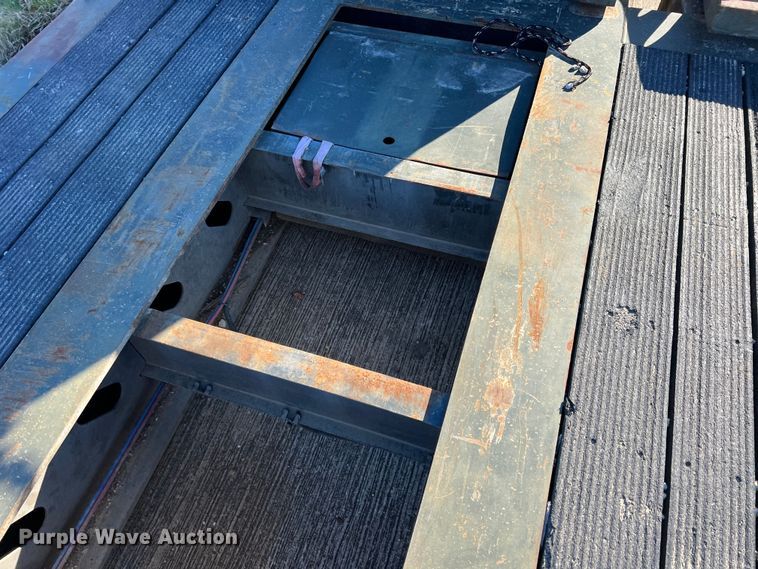 image for item JT9040 2003 X-L 110 HDG  lowboy equipment trailer