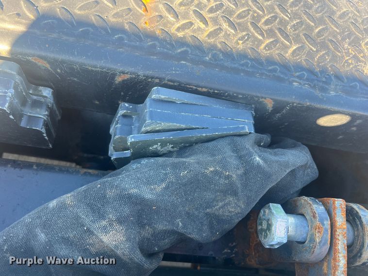 image for item JT9040 2003 X-L 110 HDG  lowboy equipment trailer