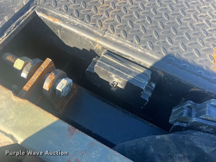 image for item JT9040 2003 X-L 110 HDG  lowboy equipment trailer