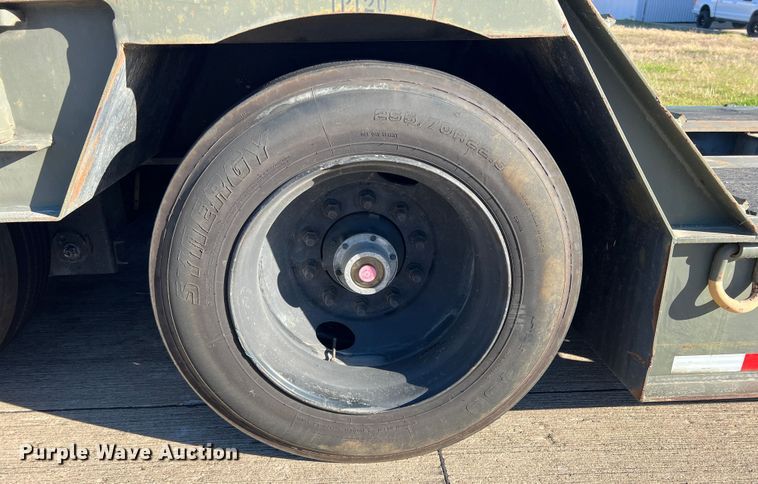 image for item JT9040 2003 X-L 110 HDG  lowboy equipment trailer