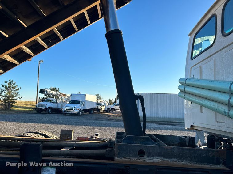 image for item KH9673 2007 Sterling L-Line  dump truck