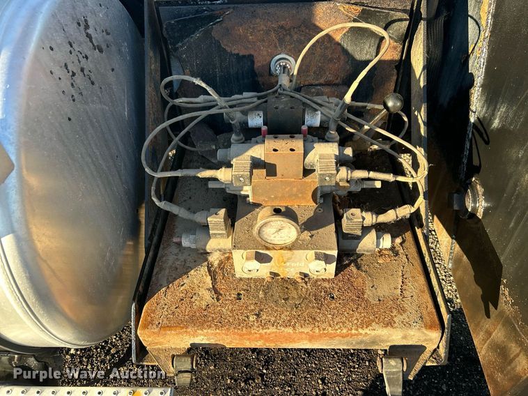 image for item KH9673 2007 Sterling L-Line  dump truck