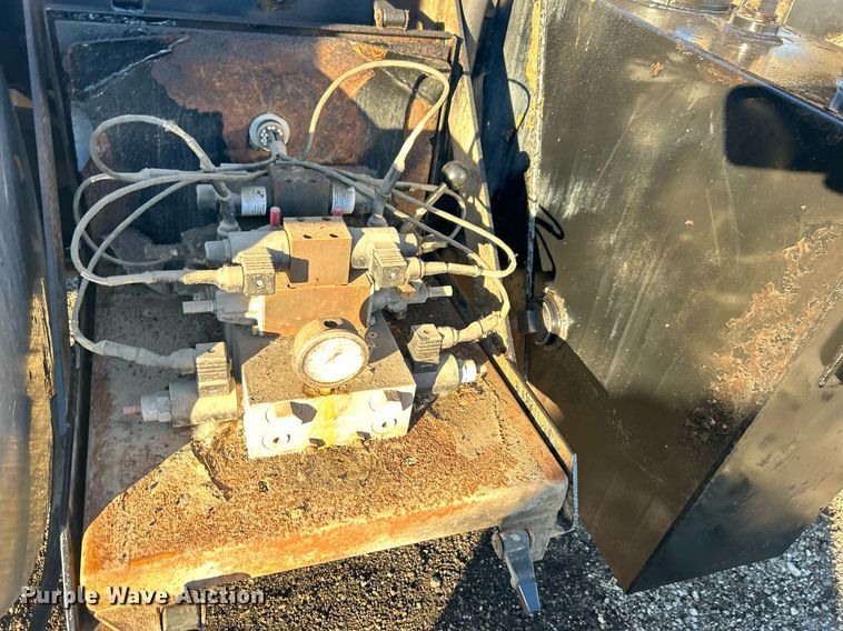 image for item KH9673 2007 Sterling L-Line  dump truck