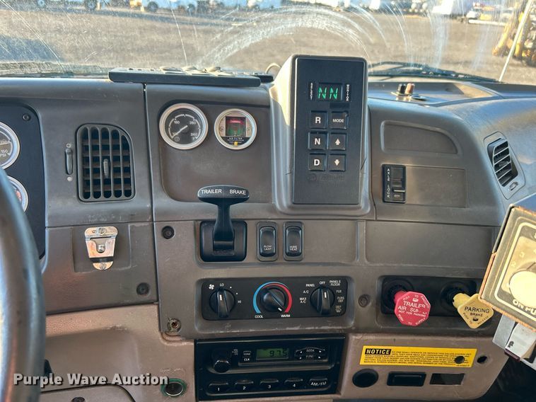 image for item KH9673 2007 Sterling L-Line  dump truck