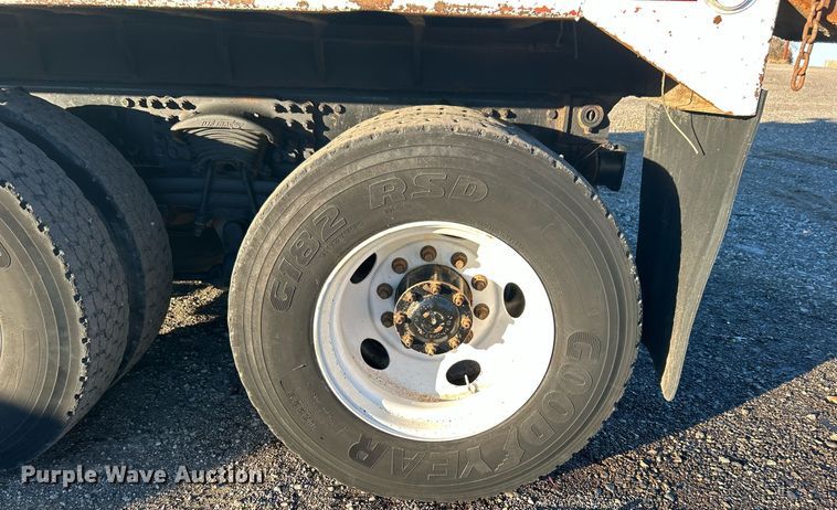 image for item KH9673 2007 Sterling L-Line  dump truck