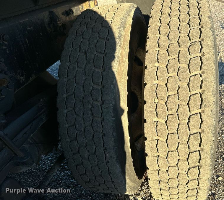 image for item KH9673 2007 Sterling L-Line  dump truck