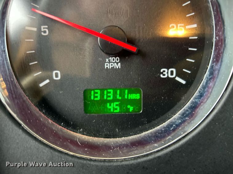 image for item KH9686 2015 Kenworth T800 tank truck