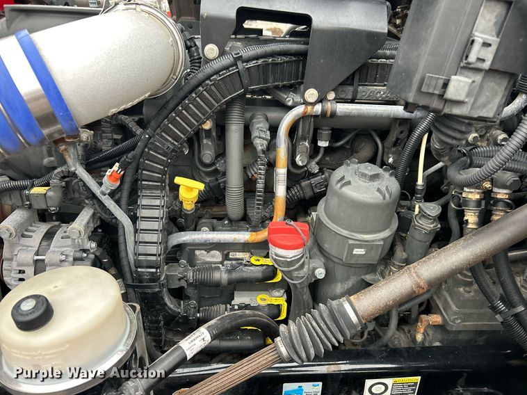 image for item KH9686 2015 Kenworth T800 tank truck