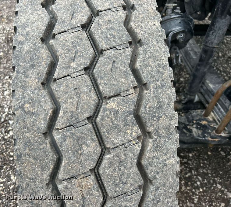 image for item KH9686 2015 Kenworth T800 tank truck