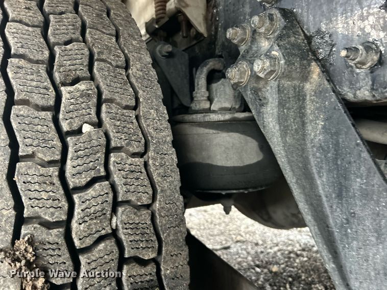 image for item KH9686 2015 Kenworth T800 tank truck