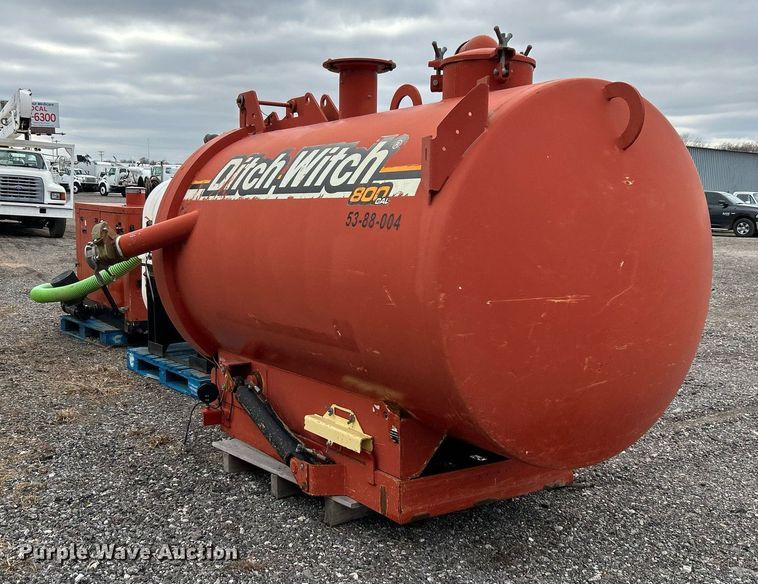 image for item KH9689 2009 Ditch Witch FX30  vacuum excavator