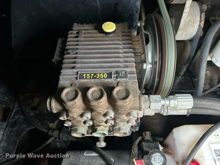 image for item KH9689 2009 Ditch Witch FX30  vacuum excavator