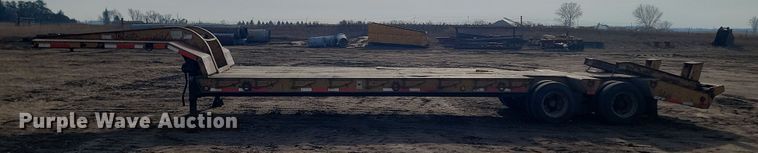 image for item KT9654 1994 Etnyre Lowboy 30  equipment trailer