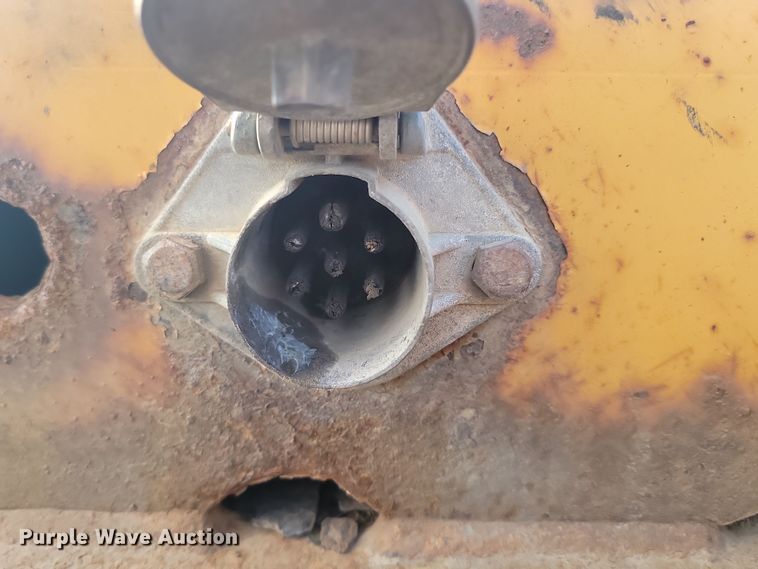 image for item KT9654 1994 Etnyre Lowboy 30  equipment trailer