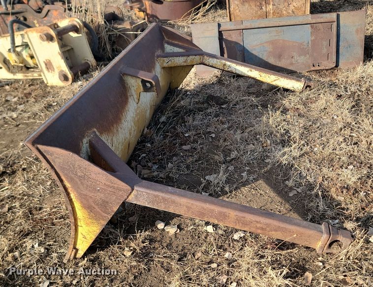 image for item KT9658 84" W drum roller blade