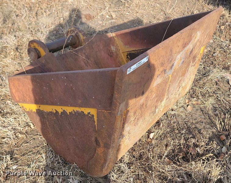 image for item KT9901 44" W excavator bucket