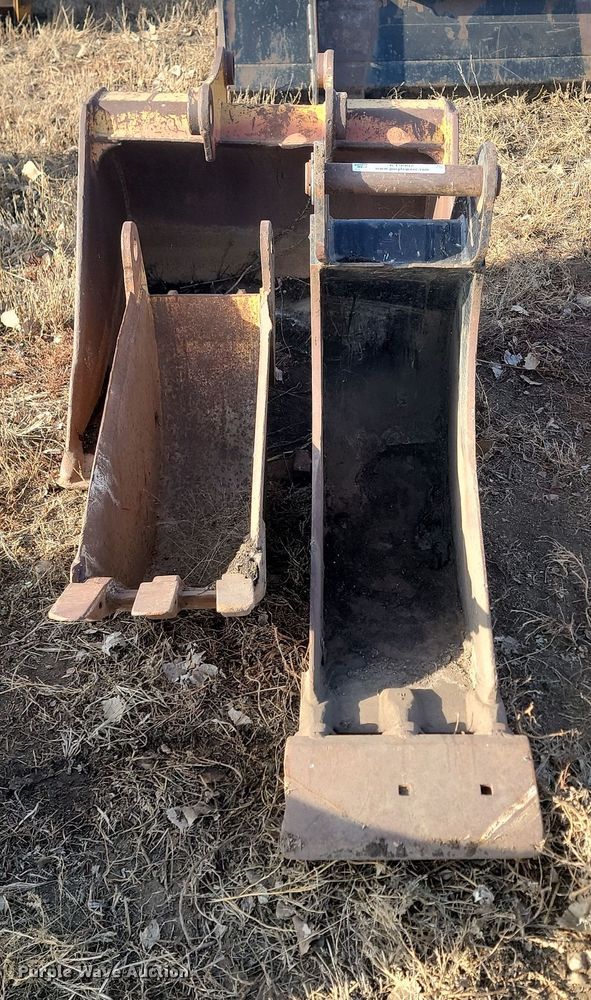 image for item KT9902 (3) backhoe buckets