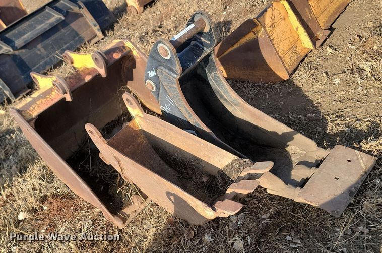 image for item KT9902 (3) backhoe buckets