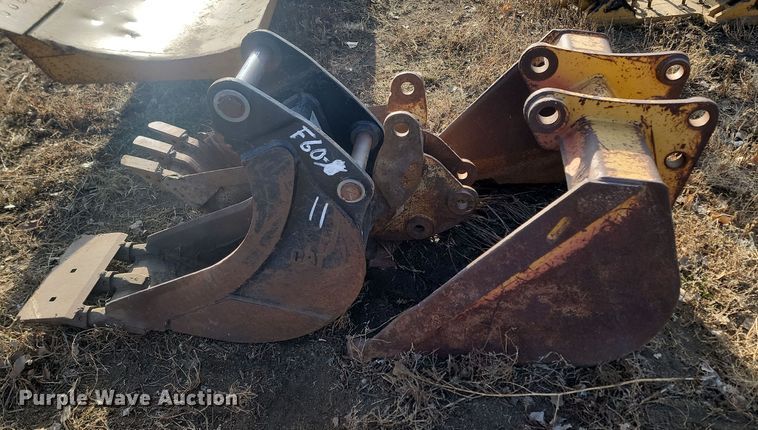 image for item KT9902 (3) backhoe buckets