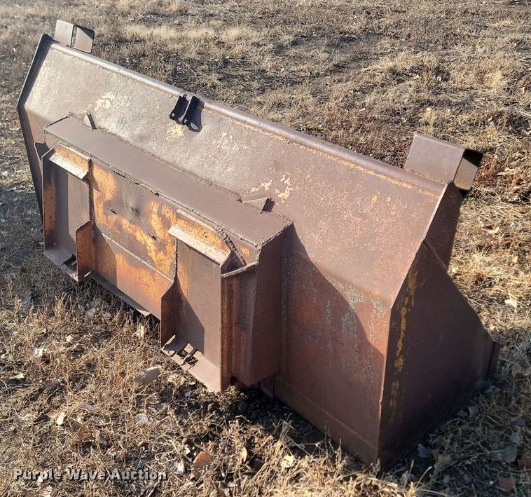 image for item KT9903 84" W skid steer bucket