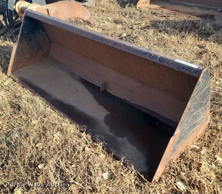 image for item KT9904 85" W skid steer bucket