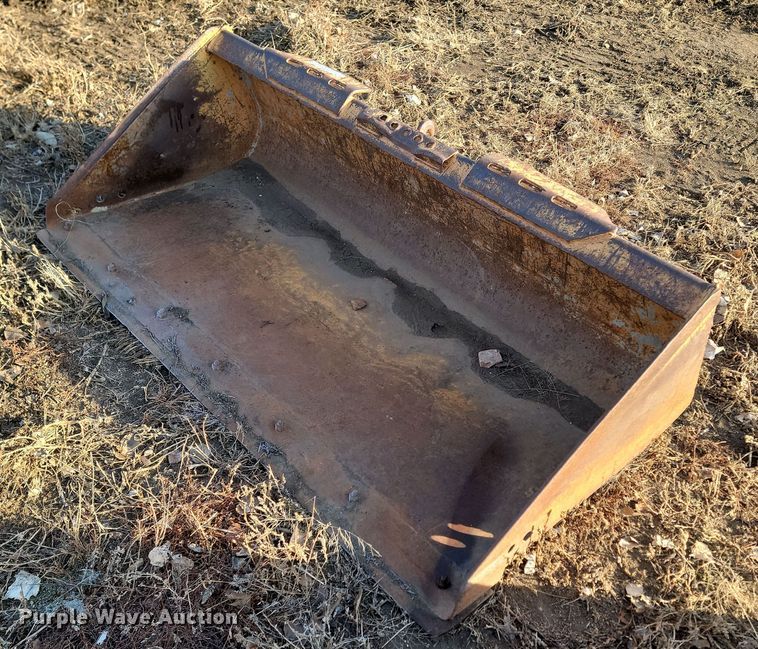 image for item KT9905 71" W skid steer bucket