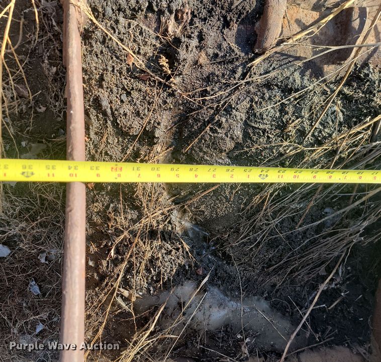 image for item KT9905 71" W skid steer bucket