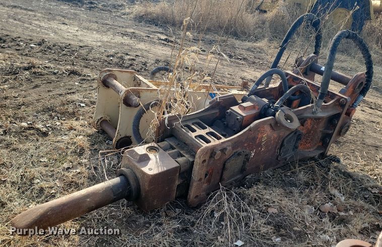 image for item KT9911 NPK  breaker