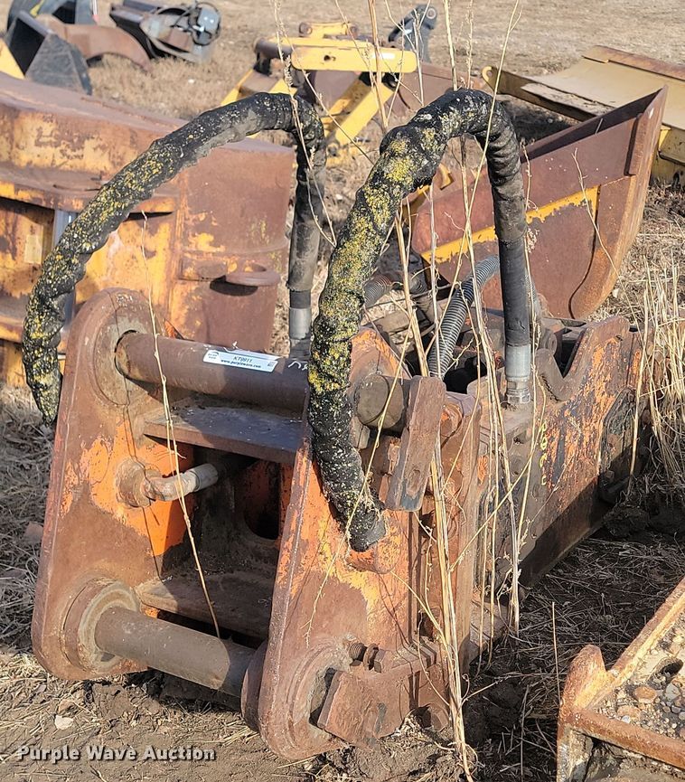 image for item KT9911 NPK  breaker