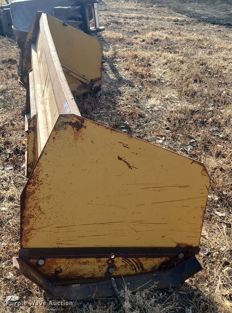 image for item KT9913 120" W skid steer snow pusher