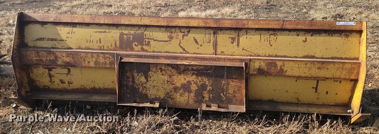 image for item KT9913 120" W skid steer snow pusher