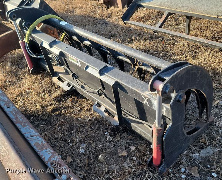 image for item KT9916 84" W skid steer grapple bucket