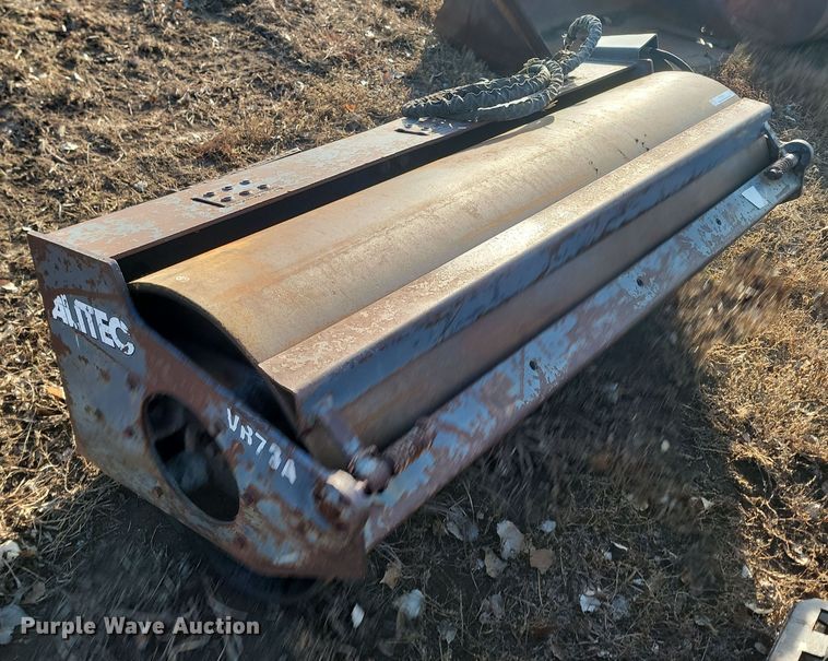 image for item KT9917 Alitec VR73A  skid steer vibratory roller