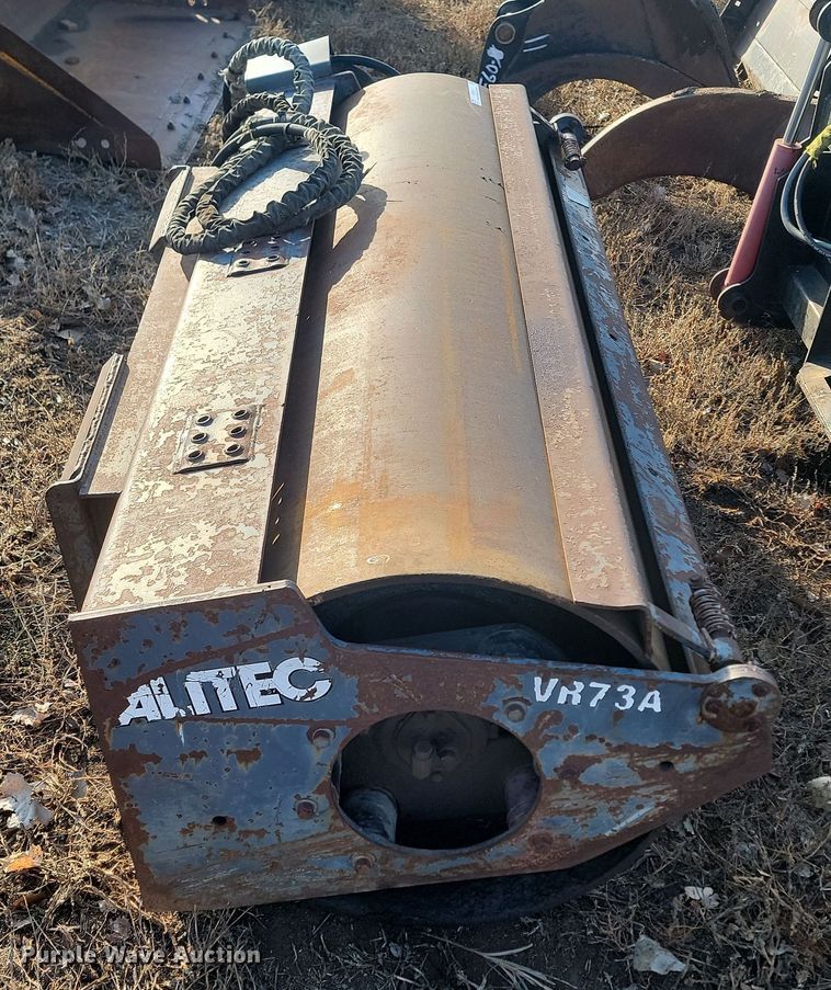 image for item KT9917 Alitec VR73A  skid steer vibratory roller