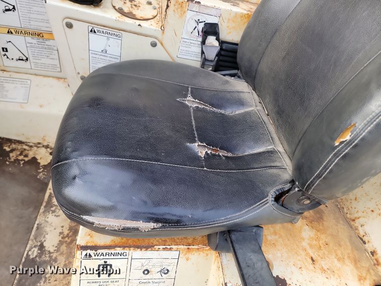 image for item KT9919 2005 Terex TH1056C  telehandler