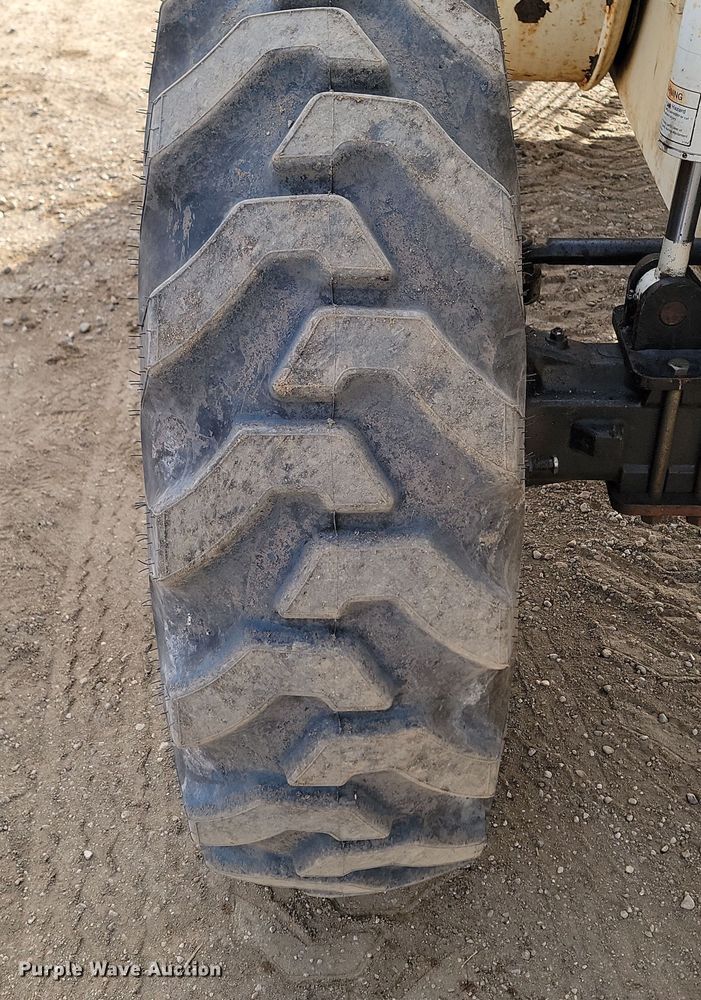 image for item KT9919 2005 Terex TH1056C  telehandler