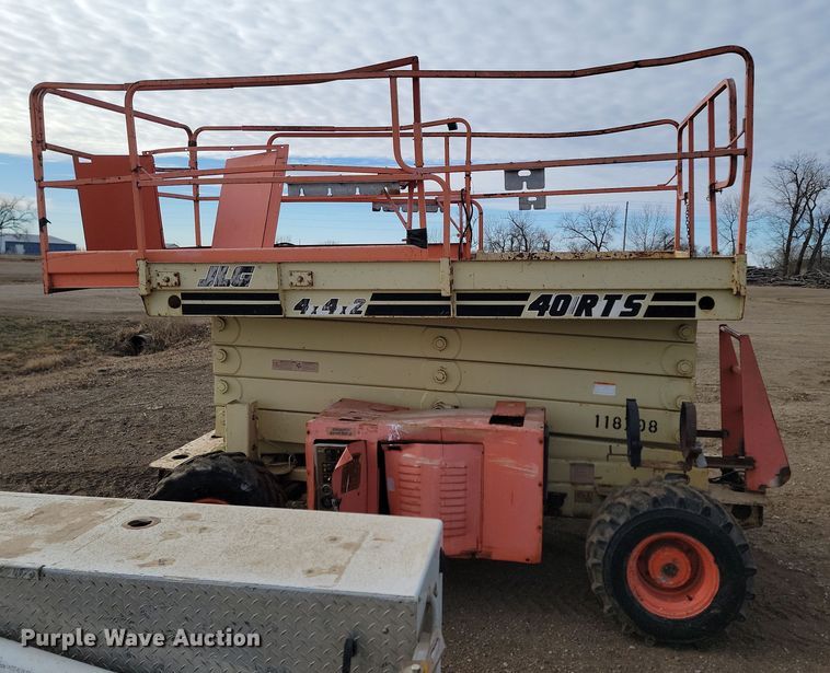 image for item KT9920 2000 JLG 40-RTS  scissor lift