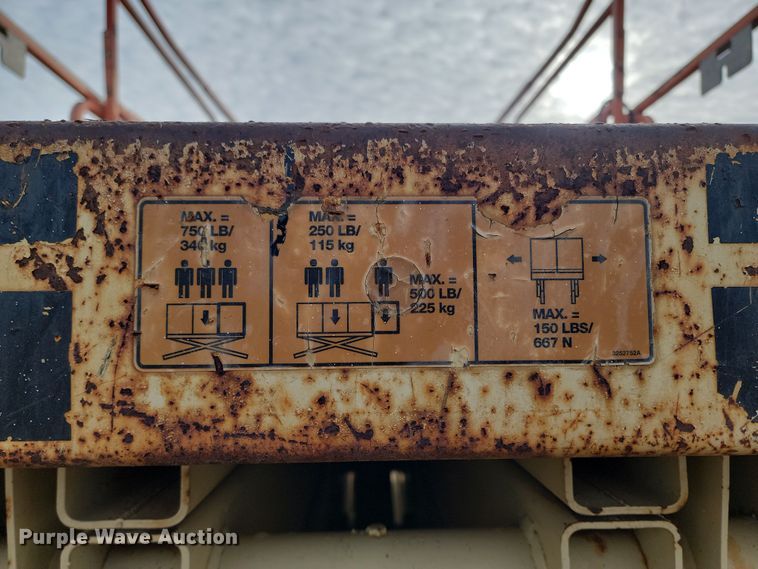 image for item KT9920 2000 JLG 40-RTS  scissor lift