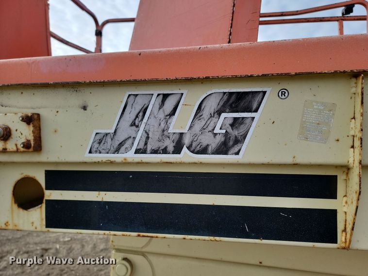 image for item KT9920 2000 JLG 40-RTS  scissor lift