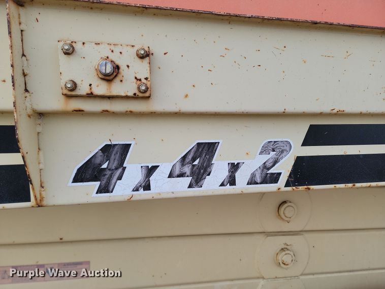 image for item KT9920 2000 JLG 40-RTS  scissor lift