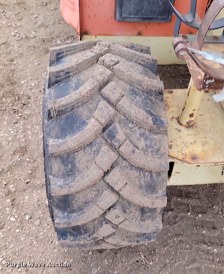 image for item KT9920 2000 JLG 40-RTS  scissor lift