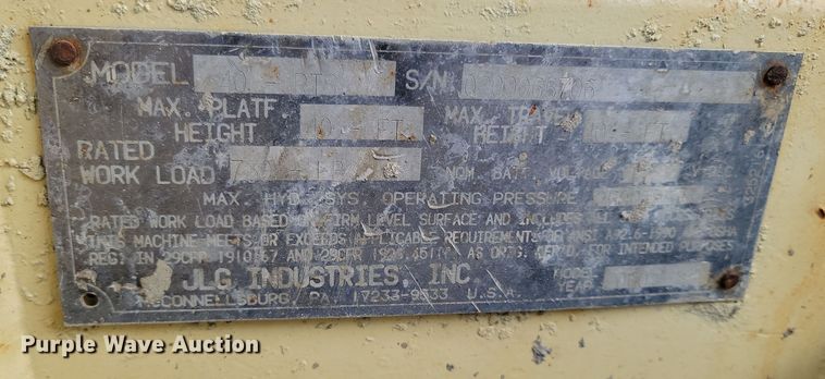 image for item KT9920 2000 JLG 40-RTS  scissor lift