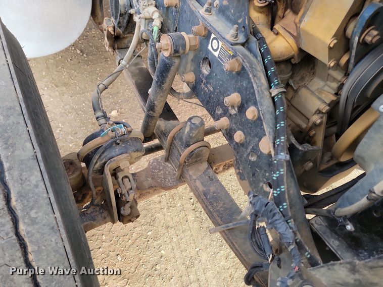 image for item KT9924 2004 Kenworth W900  semi truck